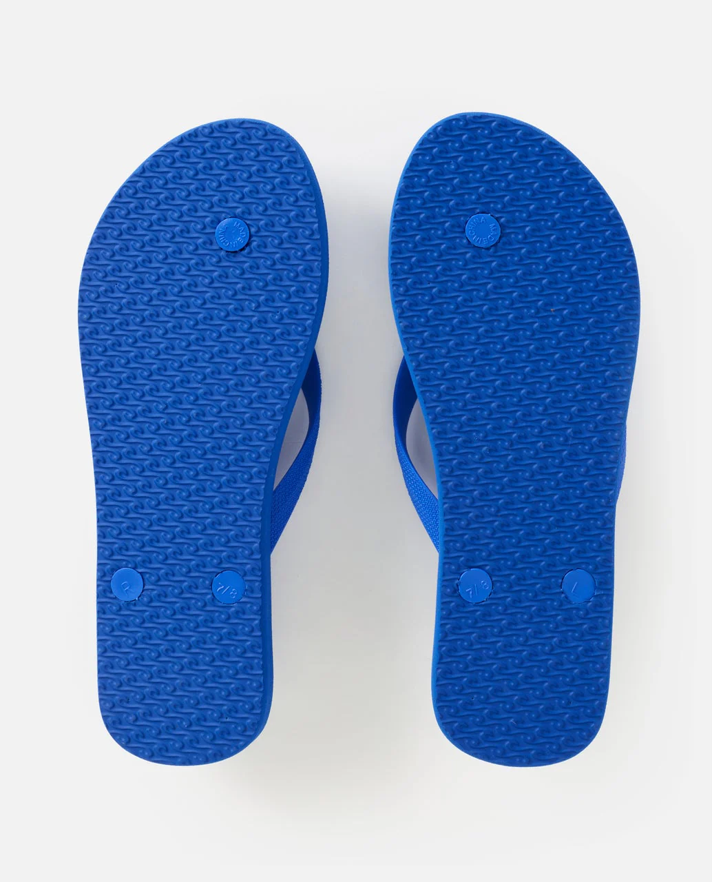 Essential Thongs - Image 4