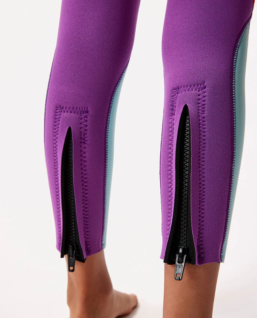 Groms Omega Back Zip 3/2mm Wetsuit Steamer - Image 7