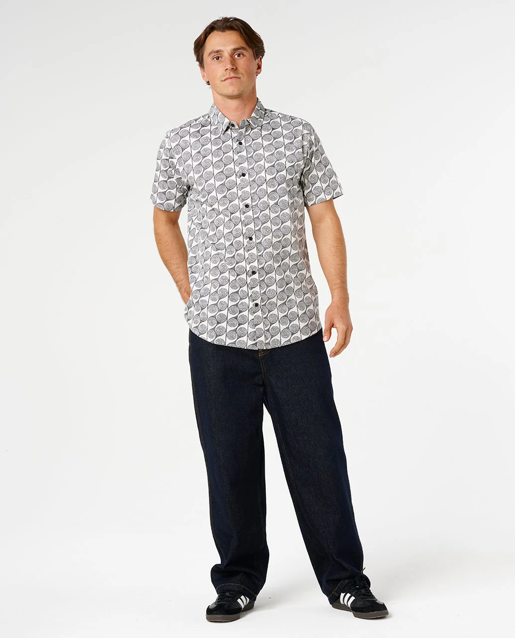 Artist of the Search Yardy Short Sleeve Shirt - Image 4