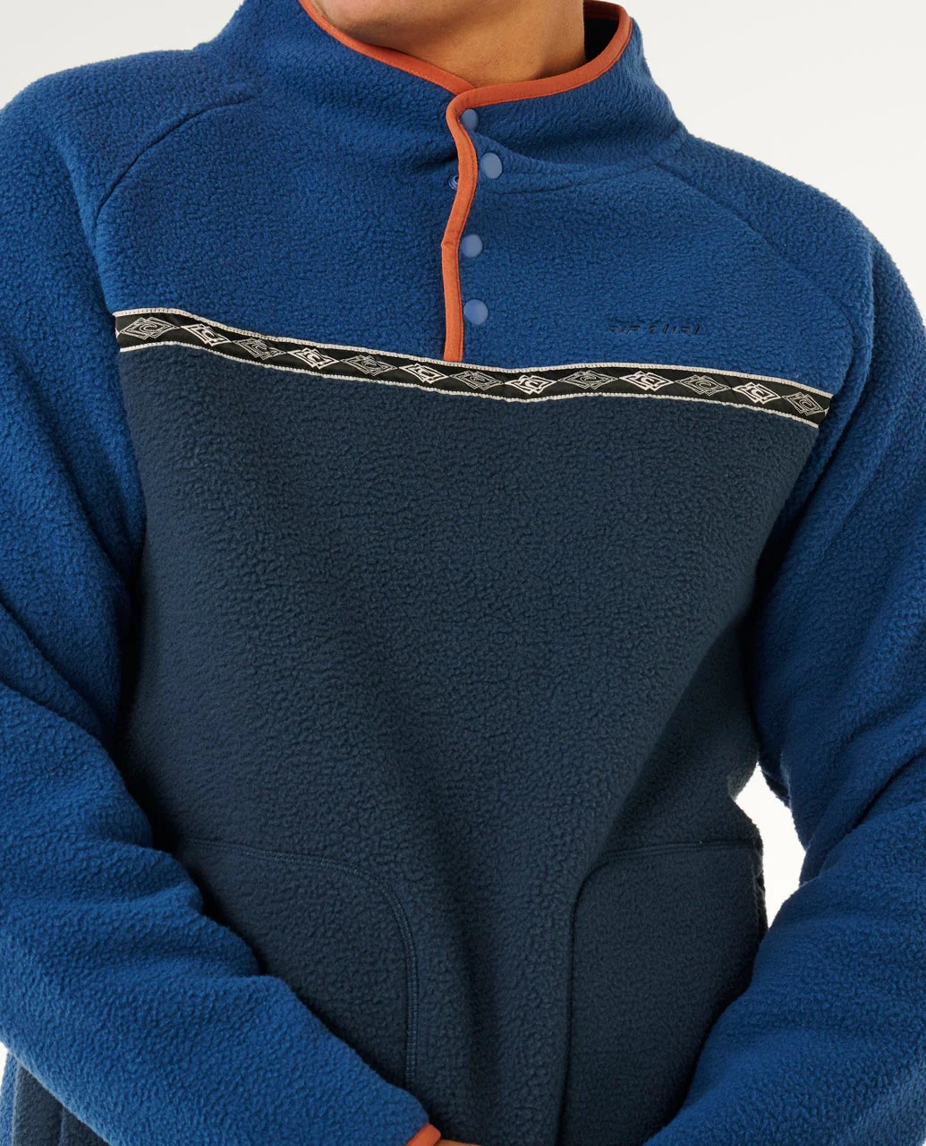 Heritage Polar Fleece - Image 5