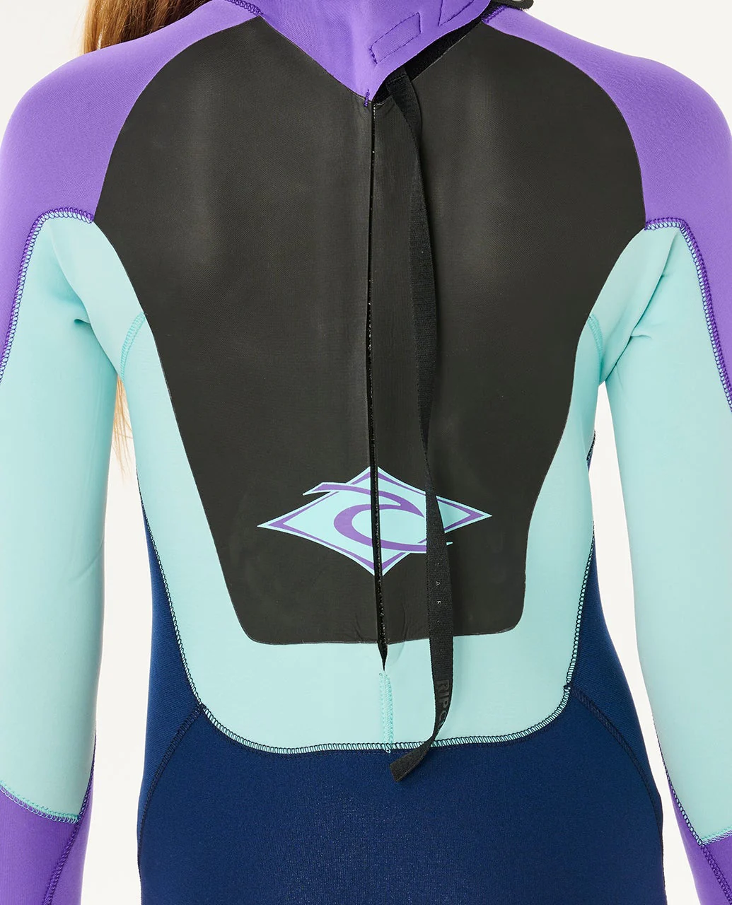 Kids Omega 3/2 Back Zip Wetsuit Steamer - Image 5