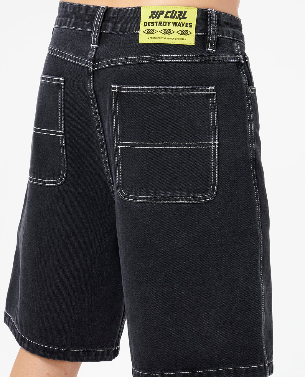 Liquid Trips Denim 22" Walk Short - Image 5
