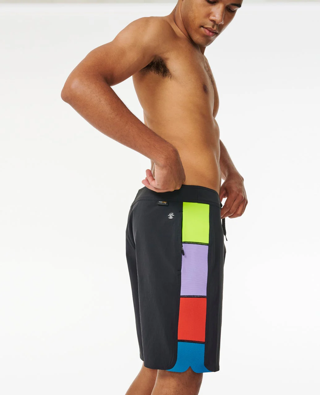 Mirage 3-2-One Offcuts 19" Boardshort - Image 6