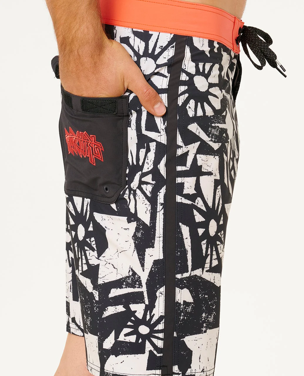 Mirage Liquid Trips 20" Boardshort - Image 5