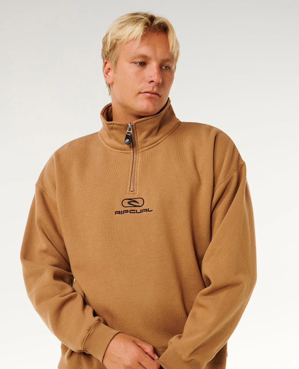 Pill Icon 1/4 Zip Crew - Image 6